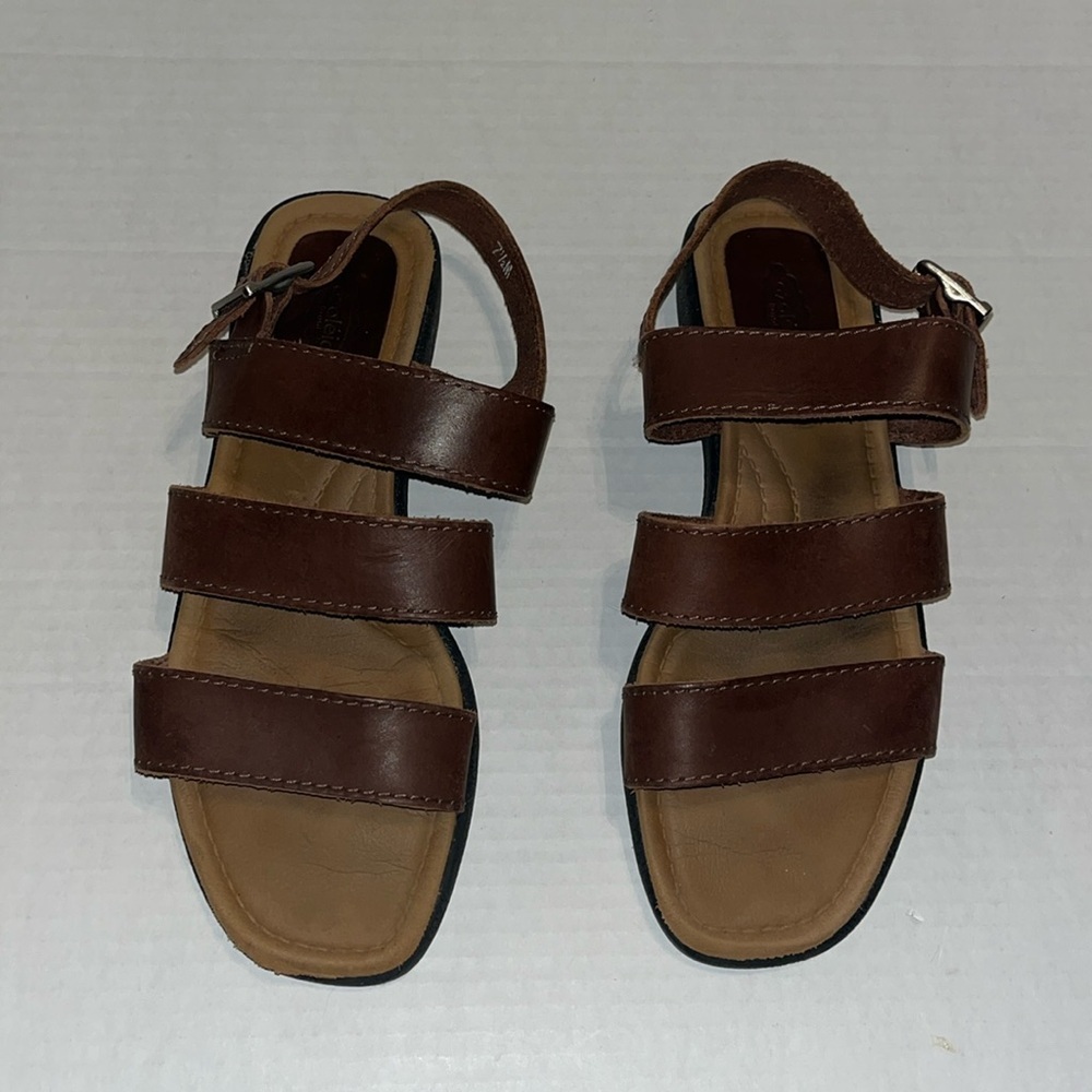 Azaleia Brazil-7.5-Brown-three straps with buckle, leather upper, made in Brazil